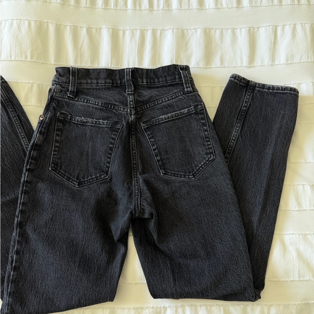 Abercrombie & Fitch 90s Straight Ultra High Rise Black Jeans Size 24